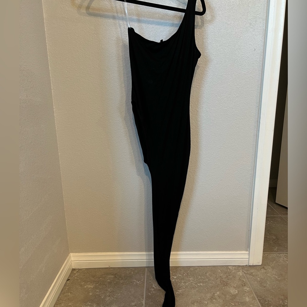 No brand one legged jumpsuit